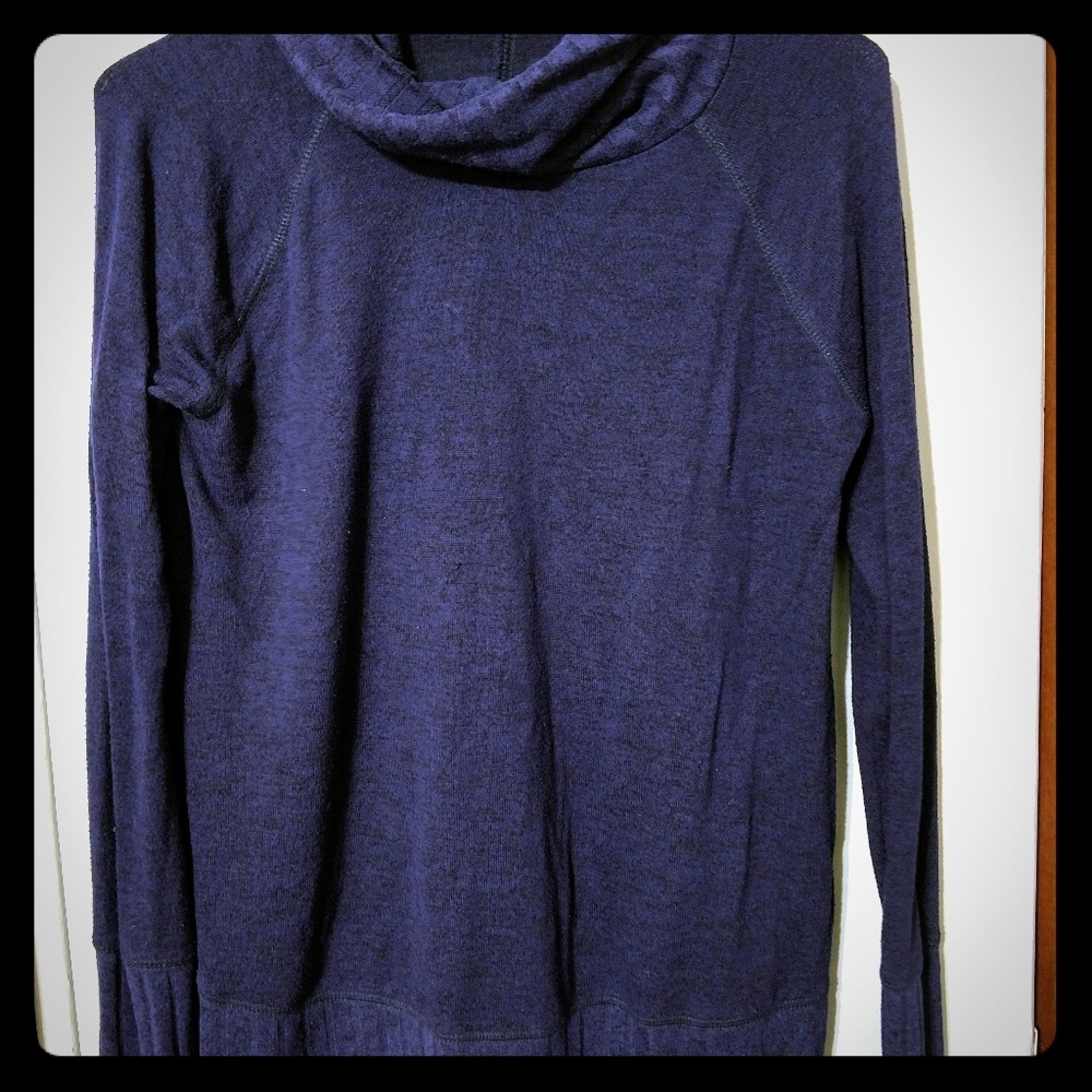 Staccato Ribbed Long Sleeve Turtleneck-Navy